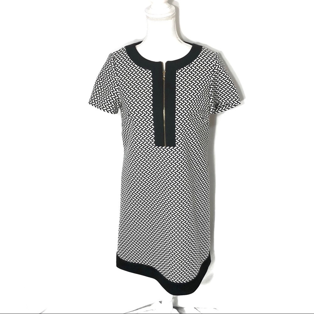 Tahari Printed Shift Dress Sz 4 Black White Women